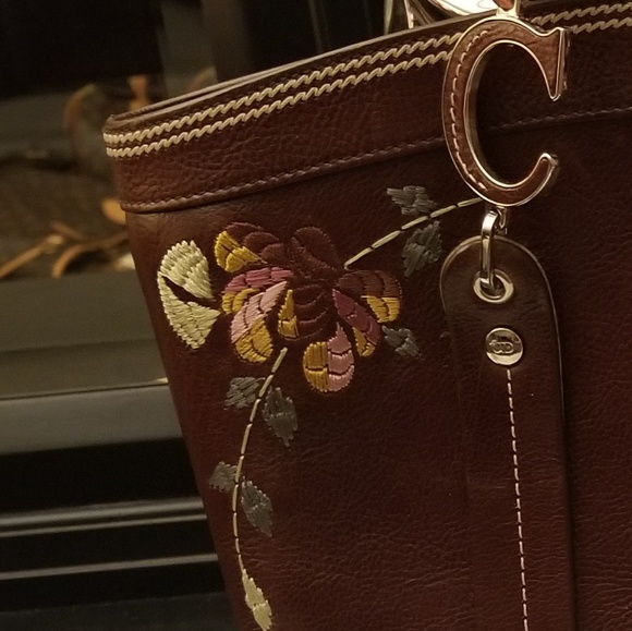 ❤SOLD!❤🔥 Christian Dior Romantic bag designer - Picture 8 of 8